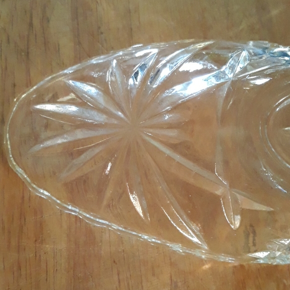 Two etched star design glass banana split boats - Picture 6 of 8